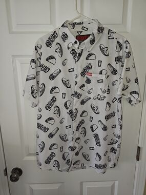 Dixxon Sancho’s Tacos Party Shirt in men’s size Medium. Excellent condition.